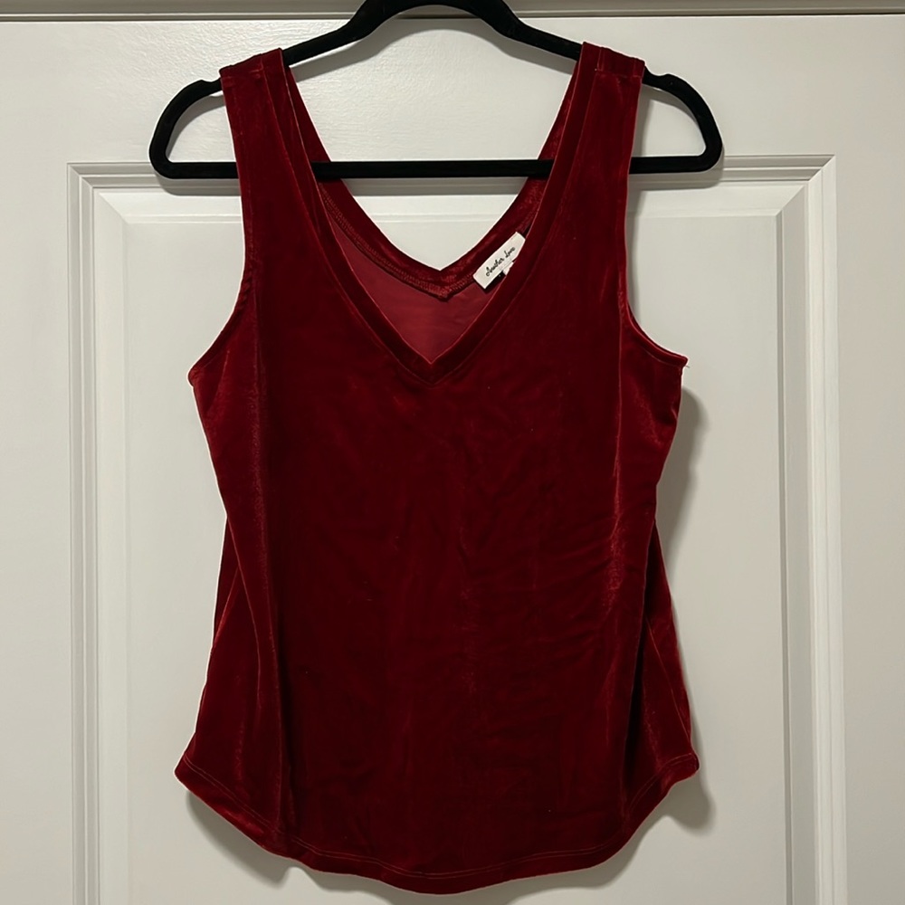 Women’s velvet tank